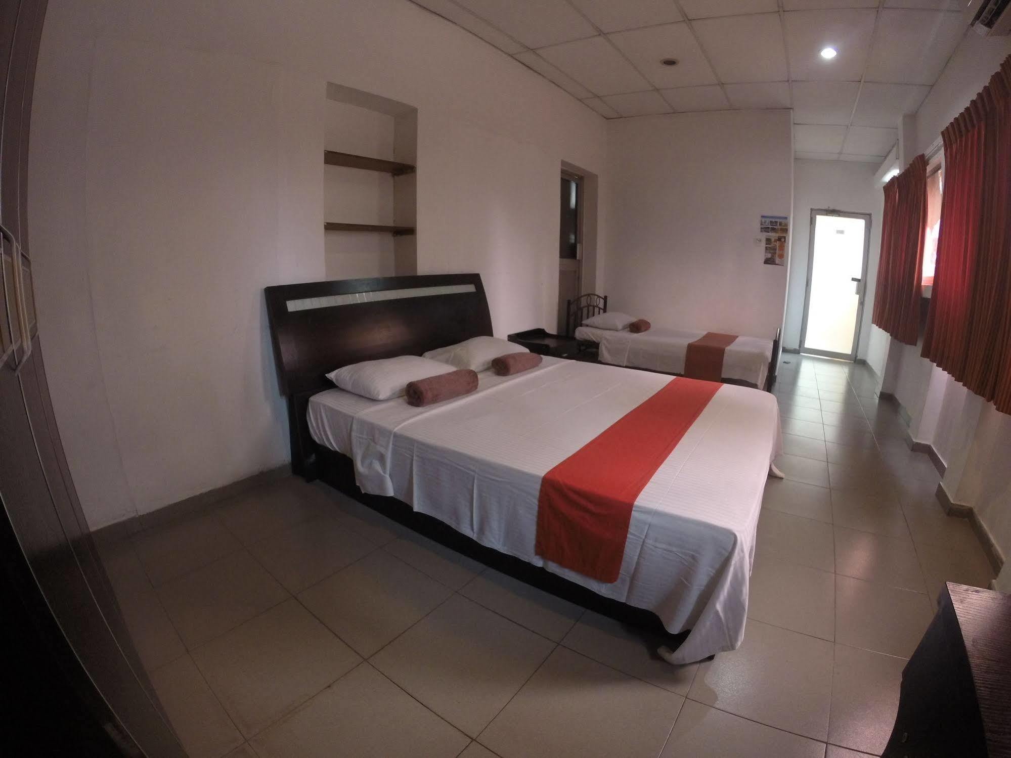 Backpack Lanka Hostel Коломбо Екстериор снимка
