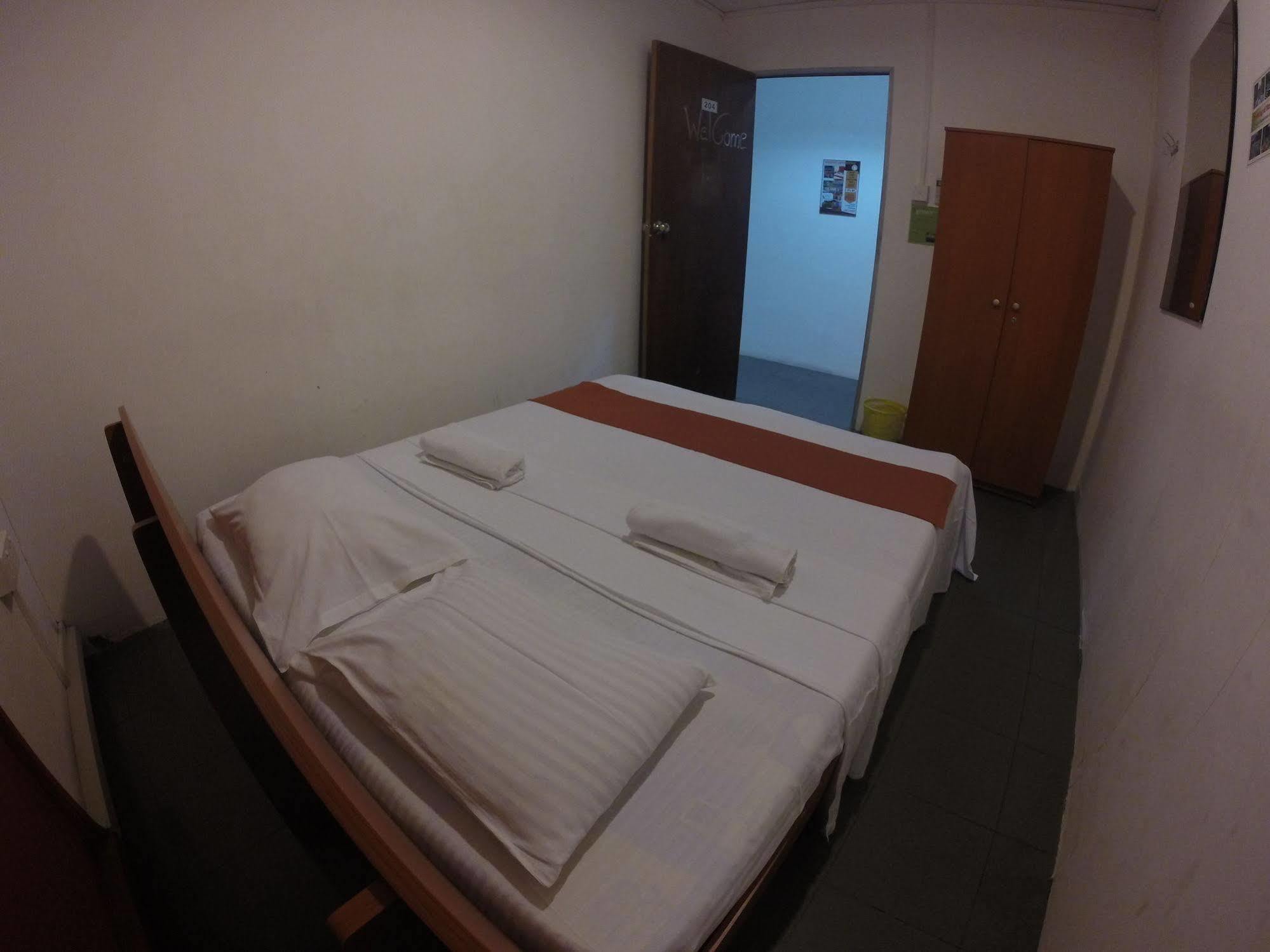 Backpack Lanka Hostel Коломбо Екстериор снимка