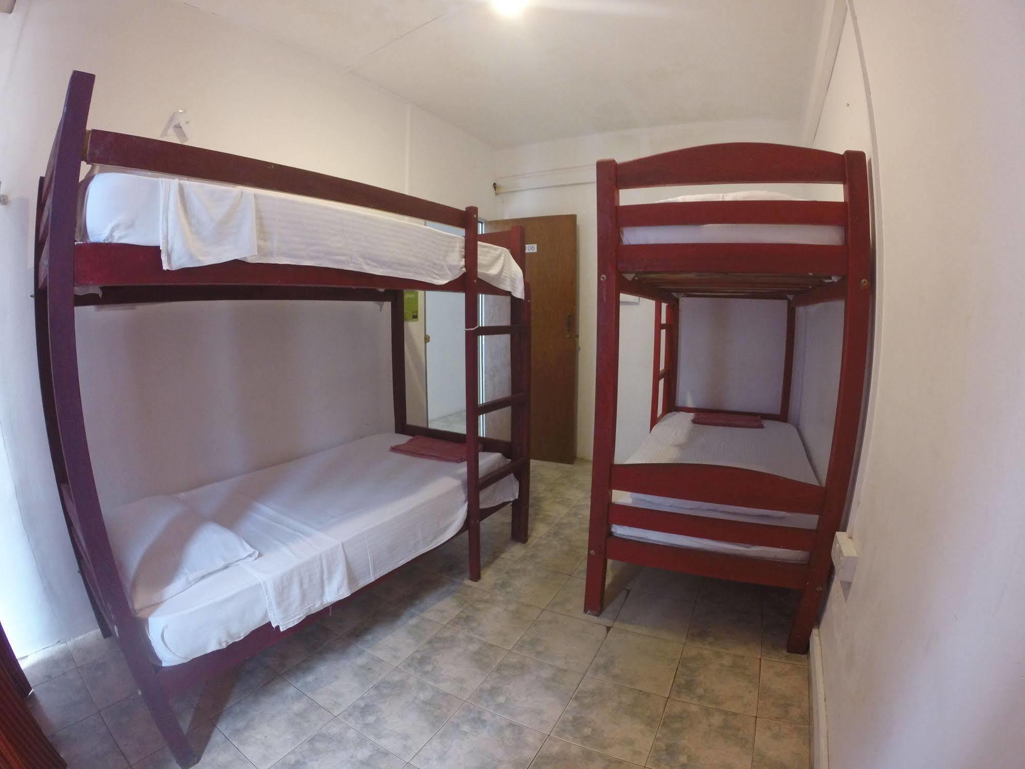 Backpack Lanka Hostel Коломбо Екстериор снимка
