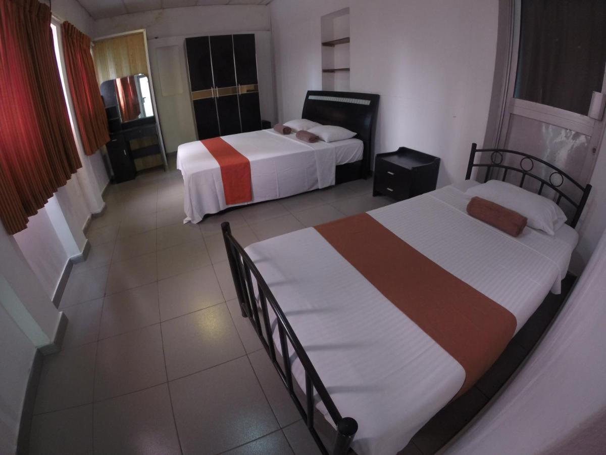 Backpack Lanka Hostel Коломбо Екстериор снимка