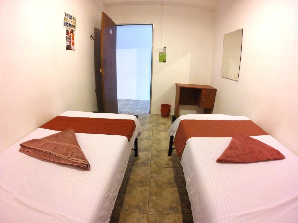 Backpack Lanka Hostel Коломбо Екстериор снимка